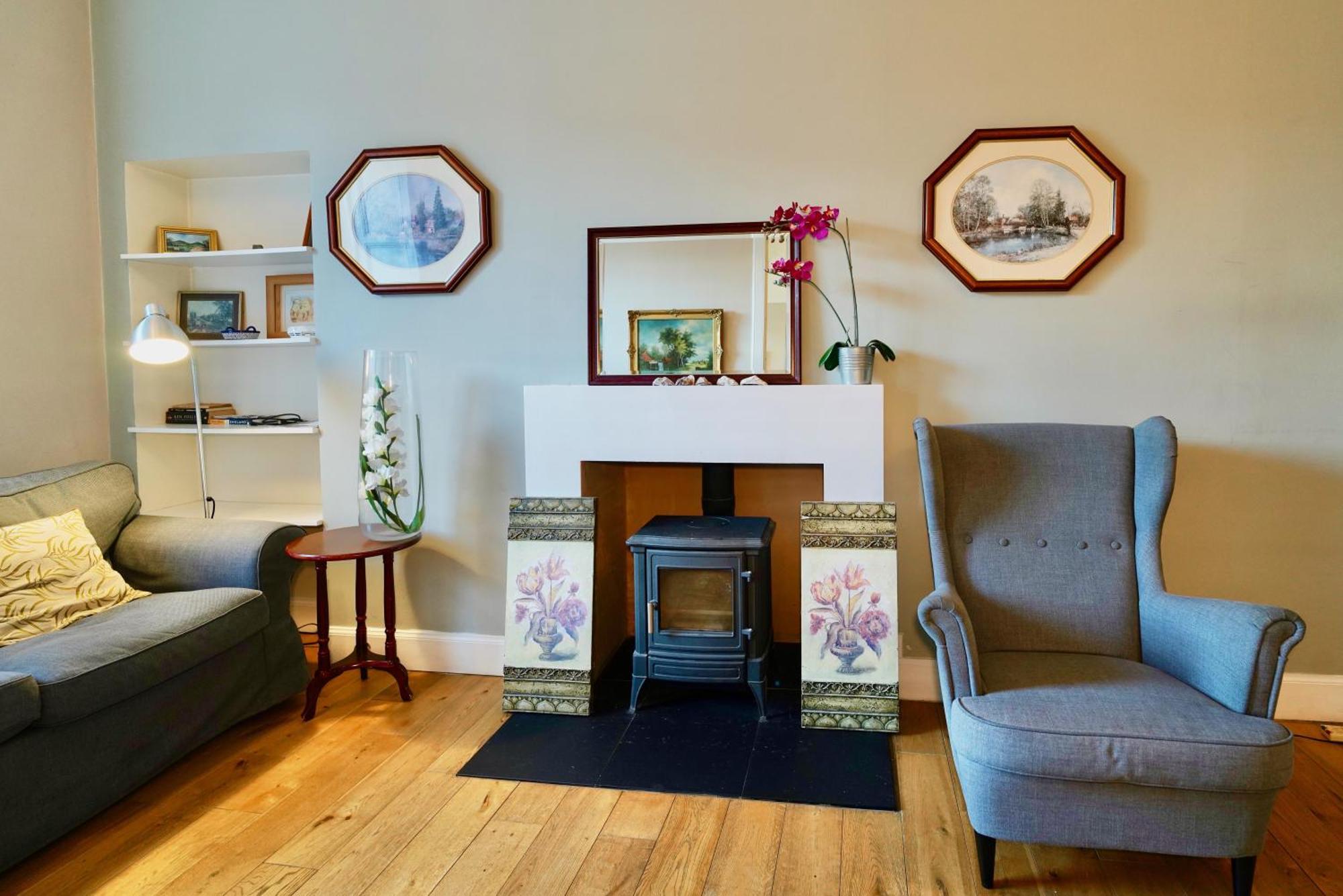 Spacious 2 Bed Apt Next To Royal Mile & Waverley EDI Exterior photo