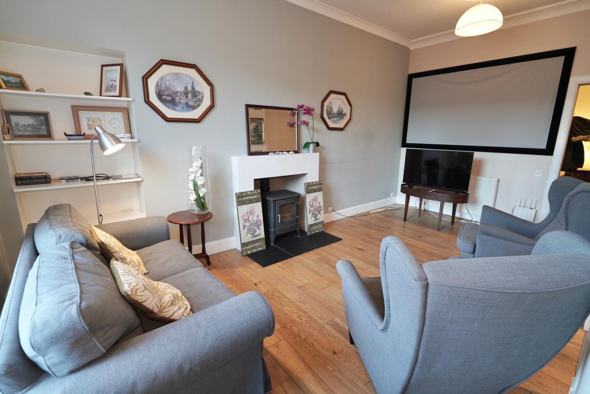 Spacious 2 Bed Apt Next To Royal Mile & Waverley EDI Exterior photo